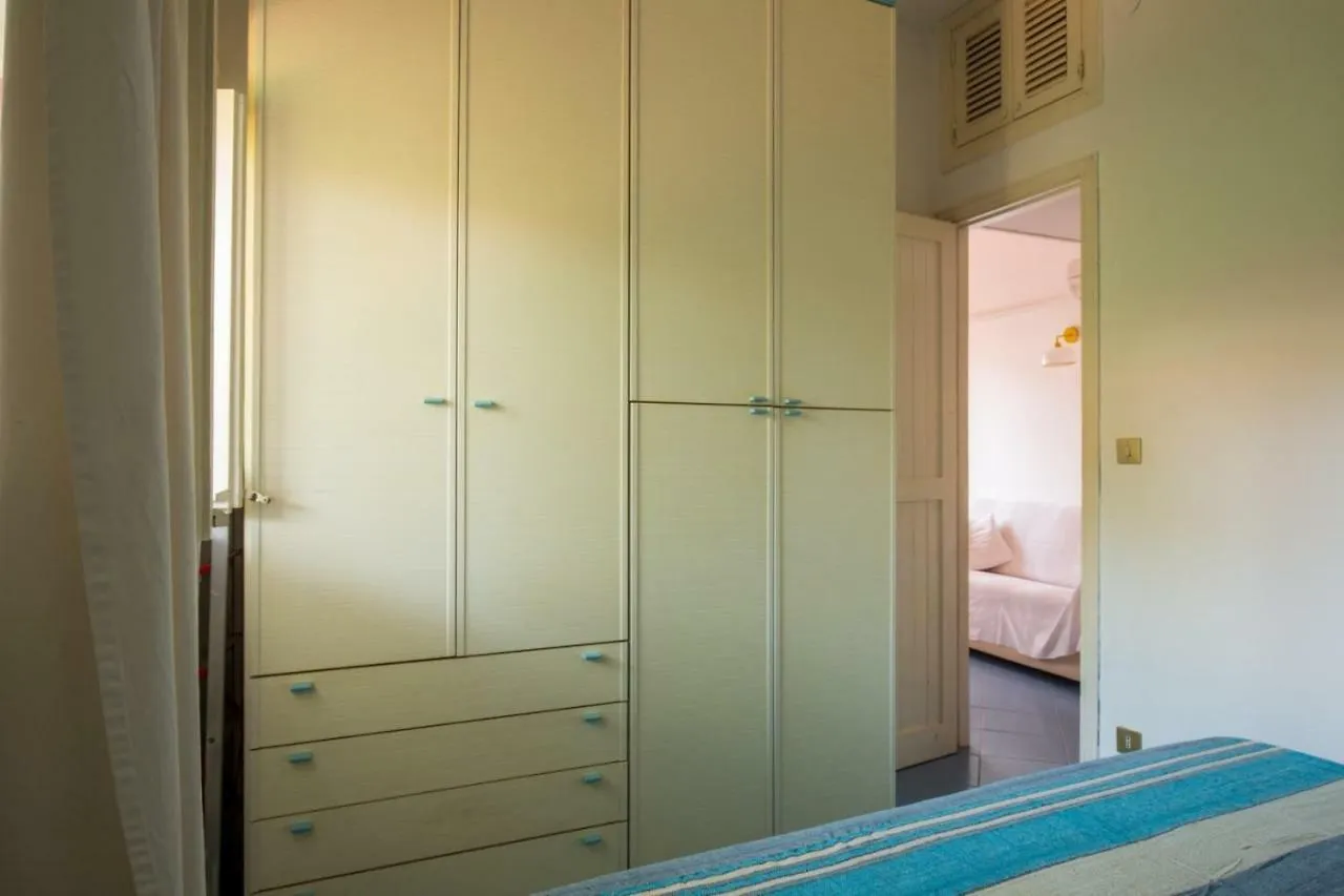 アパート ホテルBungalow Marinalonga カリーニ イタリア