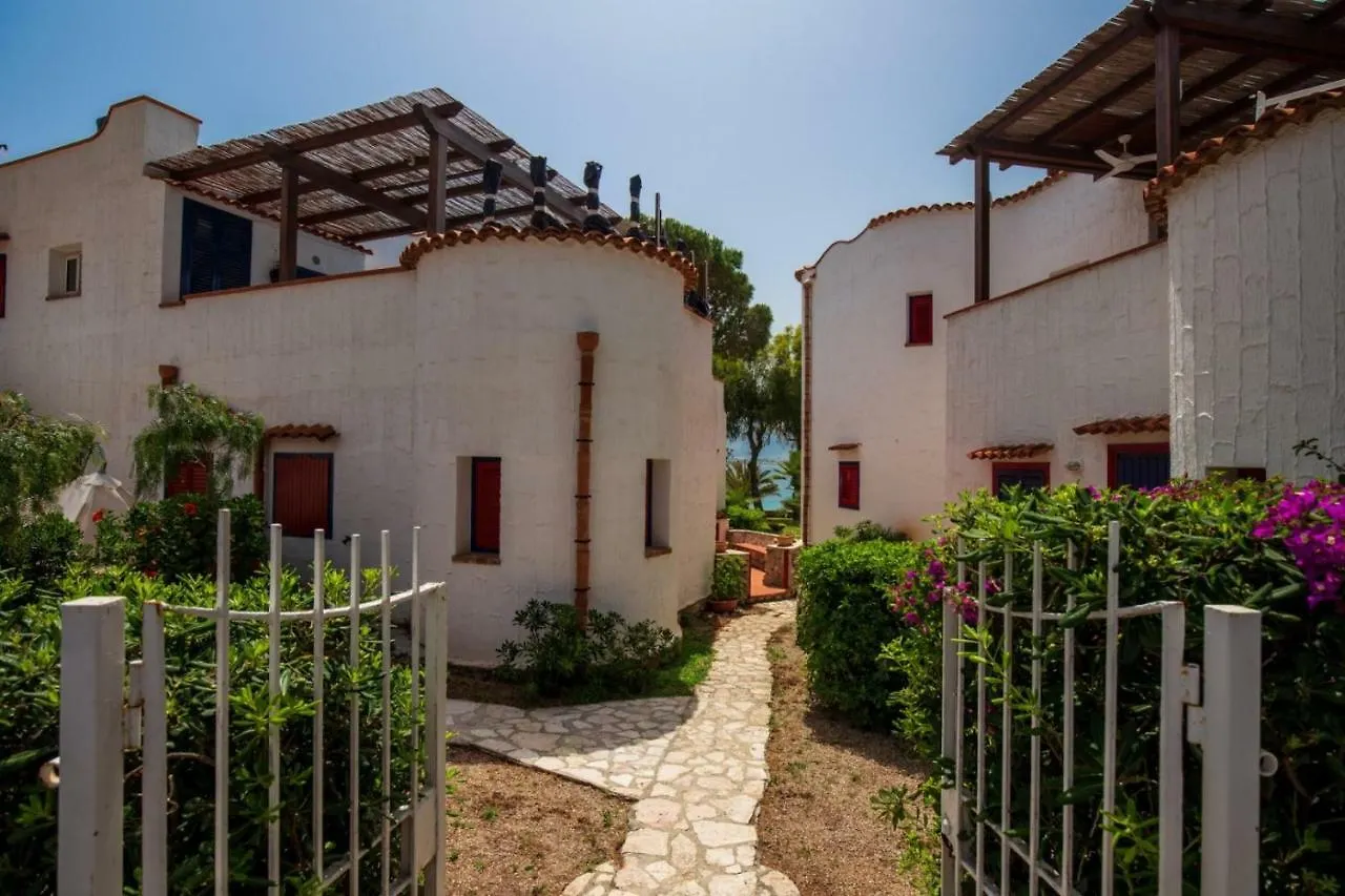 Appartamento Bungalow Marinalonga Hotel Carini Italia