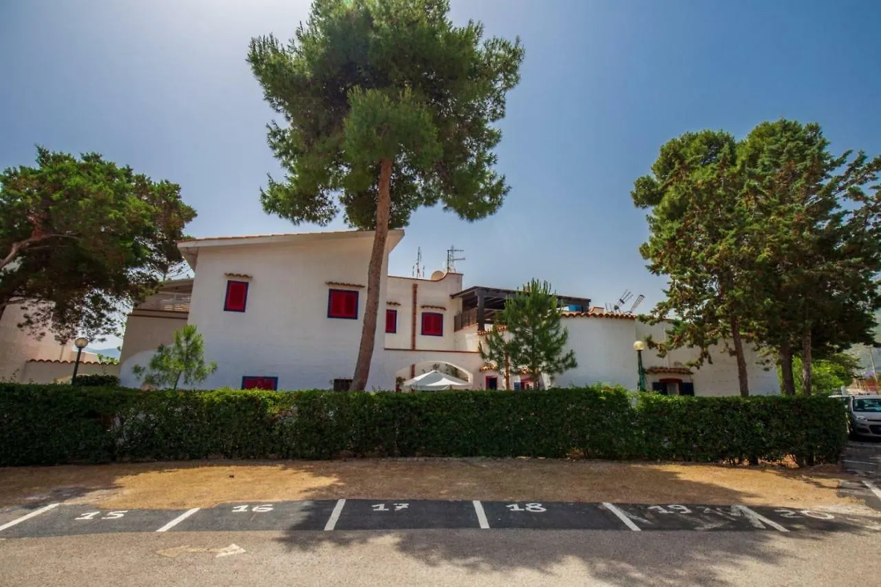 Appartamento Bungalow Marinalonga Hotel Carini Italia